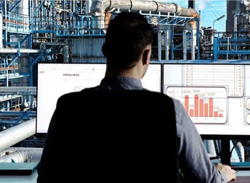 ABB sfrutta l'intelligenza artificiale di IPEC per rilevare precocemente i guasti nelle risorse critiche